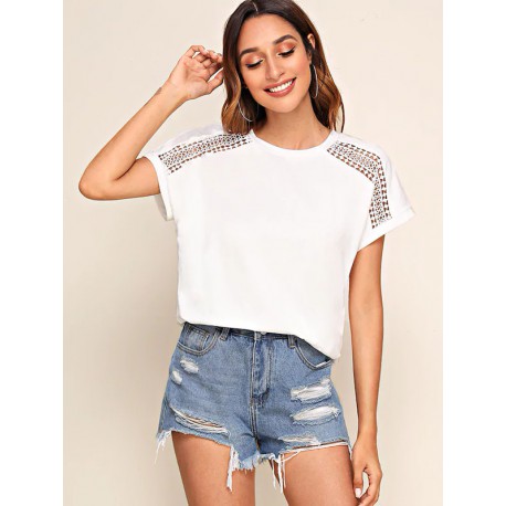 Camiseta Unicolor Bajo Curvo Con Encaje